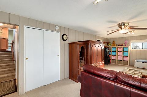 670 Frederick Ln, Hoffman Estates, IL 60169 photo 18
