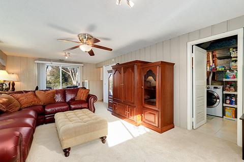 670 Frederick Ln, Hoffman Estates, IL 60169 photo 20