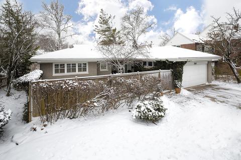 560 Dundee Rd, Glencoe, IL 60022 photo 1