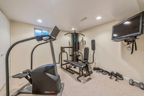 560 Dundee Rd, Glencoe, IL 60022 photo 17
