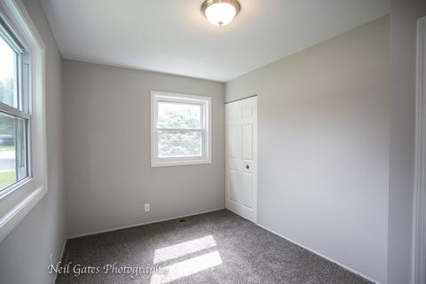 105 Circle Dr E, Montgomery, IL 60538 photo 10