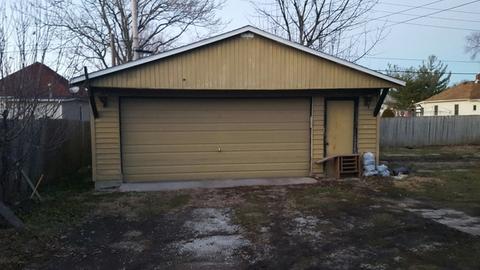 404 E Hill St, Champaign, IL 61820 photo 5