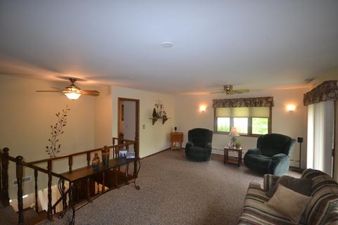 209 W Pleasant View Dr, Mchenry, IL 60050 photo 15