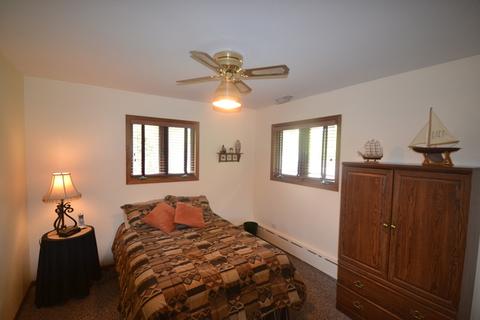209 W Pleasant View Dr, Mchenry, IL 60050 photo 18
