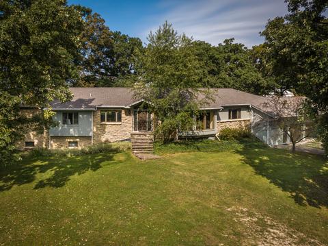4351 Mcdonald Rd, Elgin, IL 60124 photo 2