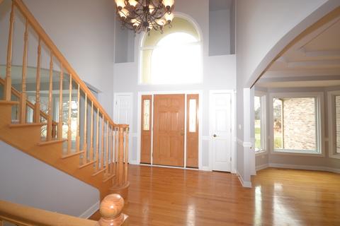 40 W490 Stonecrest Dr, Elgin, IL 60124 photo 3
