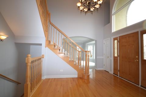 40 W490 Stonecrest Dr, Elgin, IL 60124 photo 4