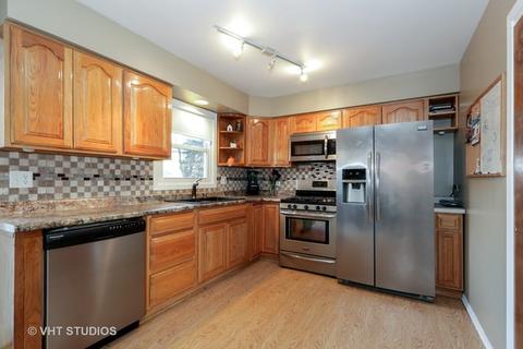 5006 S Pine St, Mchenry, IL 60050 photo 3