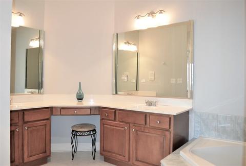 1765 Rizzi Ln, Bartlett, IL 60103 photo 22