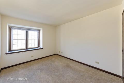 1101 Pleasant Run Dr #1014, Wheeling, IL 60090 photo 8