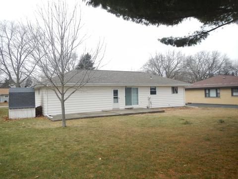 133 S Jane Dr, Elgin, IL 60123 photo 3