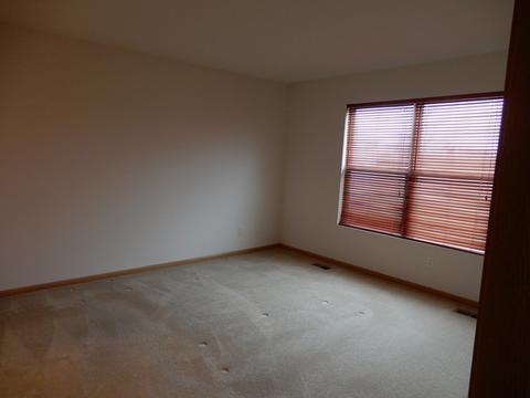 212 Cobblestone Cir, Harvard, IL 60033 photo 15