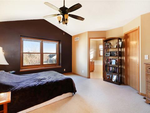 714 Cedar Ln, Genoa, IL 60135 photo 5