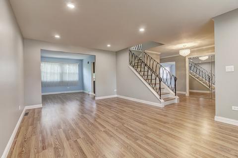 406 Shawn Ct, Wheeling, IL 60090 photo 2