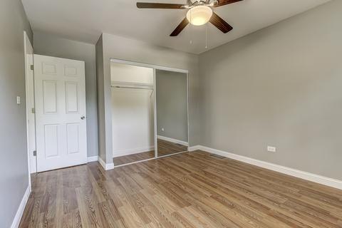 406 Shawn Ct, Wheeling, IL 60090 photo 4
