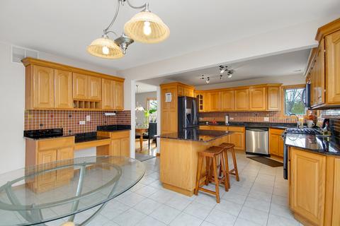 8516 Moody Ave, Burbank, IL 60459 photo 6