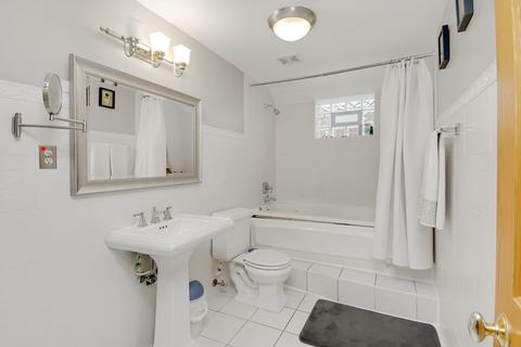 8516 Moody Ave, Burbank, IL 60459 photo 17