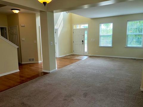 3058 Seekonk Ave, Elgin, IL 60124 photo 9