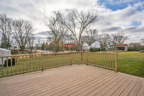 211 Mayer Ave, Wheeling, IL 60090 photo 15