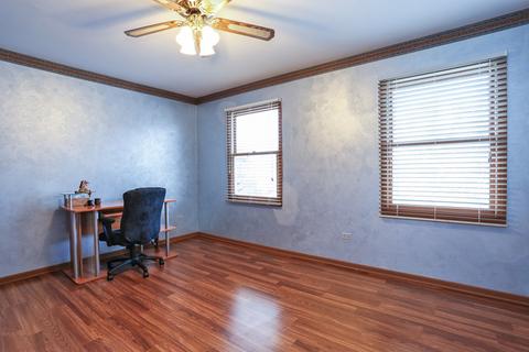 211 Mayer Ave, Wheeling, IL 60090 photo 13