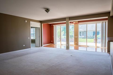 2451 Sandy Stream Ln, Elgin, IL 60124 photo 5