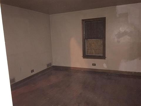 204 E 141st Pl, Dolton, IL 60419 photo 2