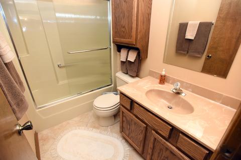 2064 183rd Pl, Lansing, IL 60438 photo 11