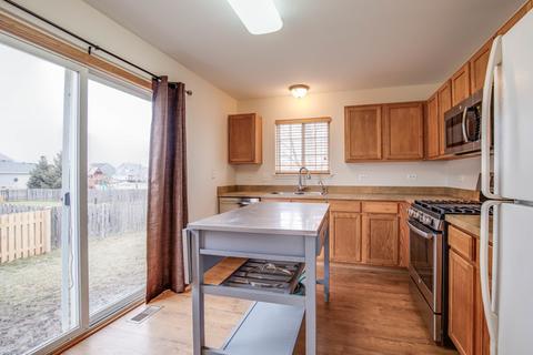 804 Grant Dr, Minooka, IL 60447 photo 8