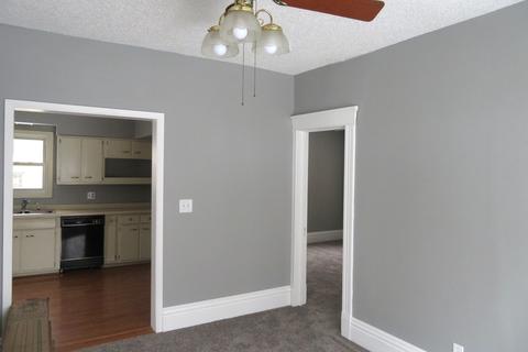 1007 4th Ave, Sterling, IL 61081 photo 6