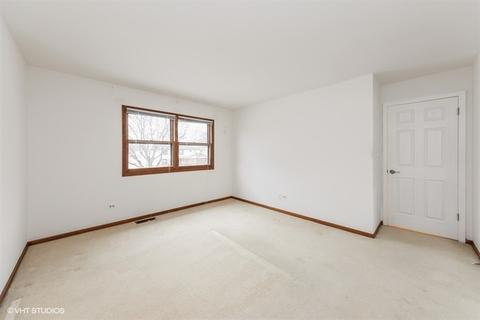 627 Cherrywood Dr, Wheeling, IL 60090 photo 13