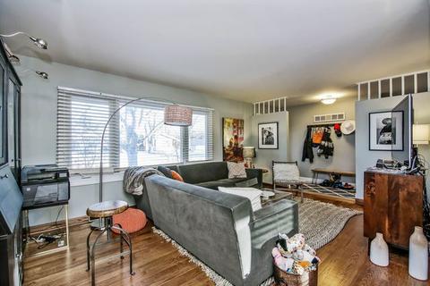 650 Pine St, Deerfield, IL 60015 photo 3