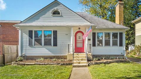 404 Lyon Ave, Wheaton, IL 60187 photo 2