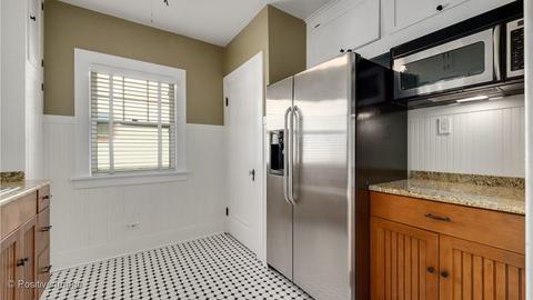 404 Lyon Ave, Wheaton, IL 60187 photo 10