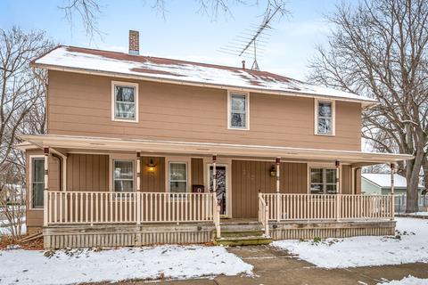 218 S 7th St, West Dundee, IL 60118 photo 1