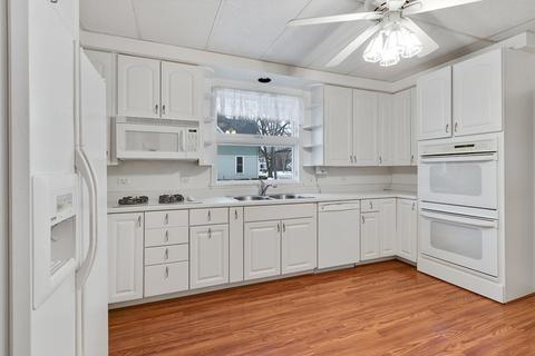218 S 7th St, West Dundee, IL 60118 photo 2