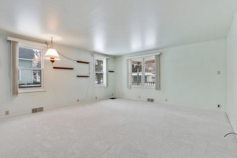 218 S 7th St, West Dundee, IL 60118 photo 12
