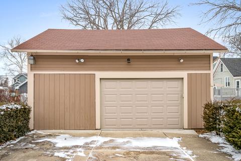 218 S 7th St, West Dundee, IL 60118 photo 8