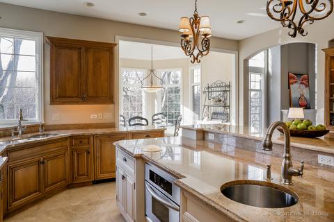 1536 Orchard Rd, Wheaton, IL 60189 photo 4