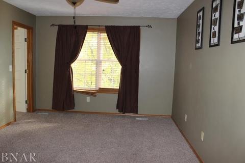 1521 Henry, Normal, IL 61761 photo 15