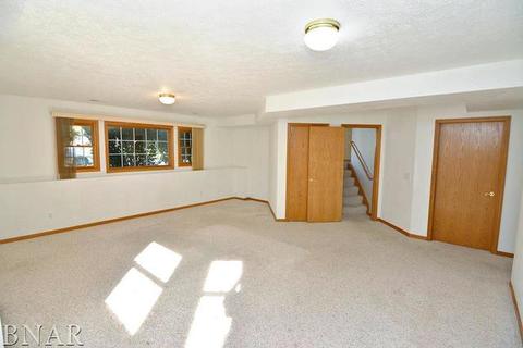 1315 Limerick Ln, Normal, IL 61761 photo 23