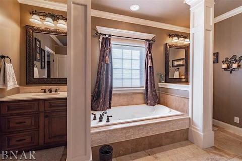 3616 Tahoe Ct, Normal, IL 61761 photo 10