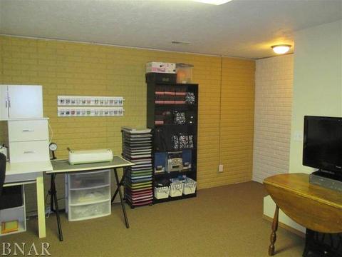 123 Crossing, Normal, IL 61761 photo 25