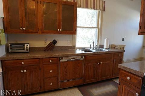 801 Broadway Ave, Normal, IL 61761 photo 8