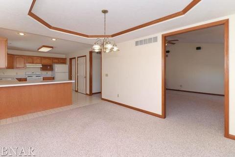 1400 Shannon, Normal, IL 61761 photo 12