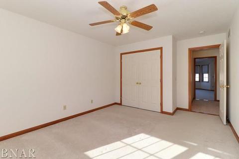 1400 Shannon, Normal, IL 61761 photo 25