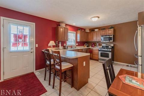 1101 Teegan, Normal, IL 61761 photo 6