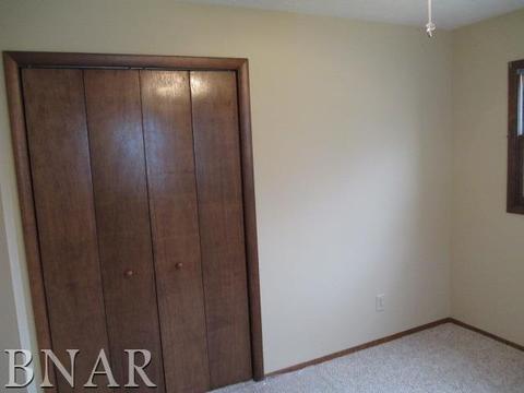 1815 Taft, Normal, IL 61761 photo 9