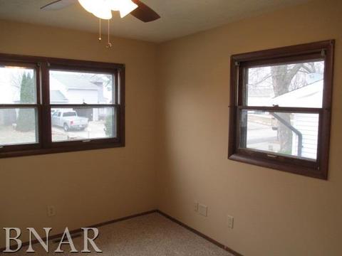 1815 Taft, Normal, IL 61761 photo 10