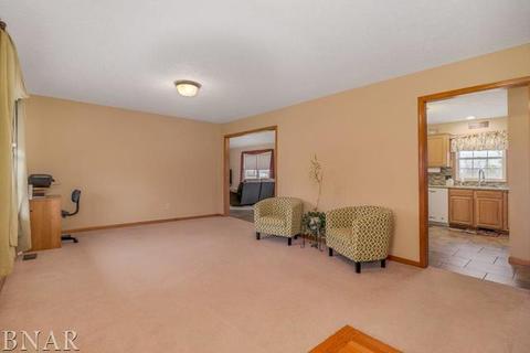 1803 Setter St, Normal, IL 61761 photo 10