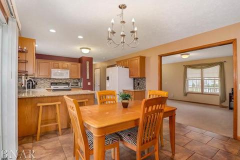 1803 Setter St, Normal, IL 61761 photo 15